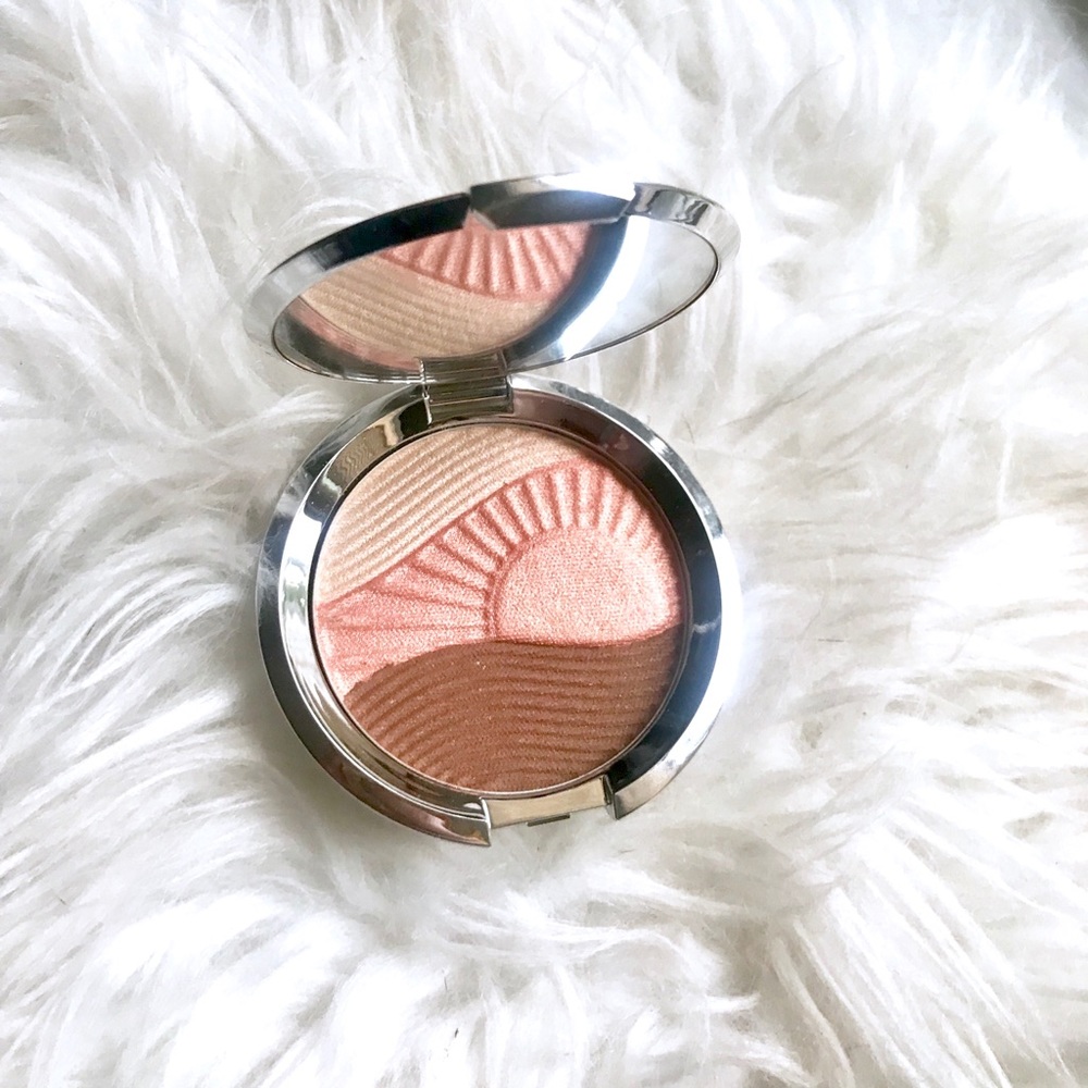 NEW Becca Endless Bronze & Glow Bronzer